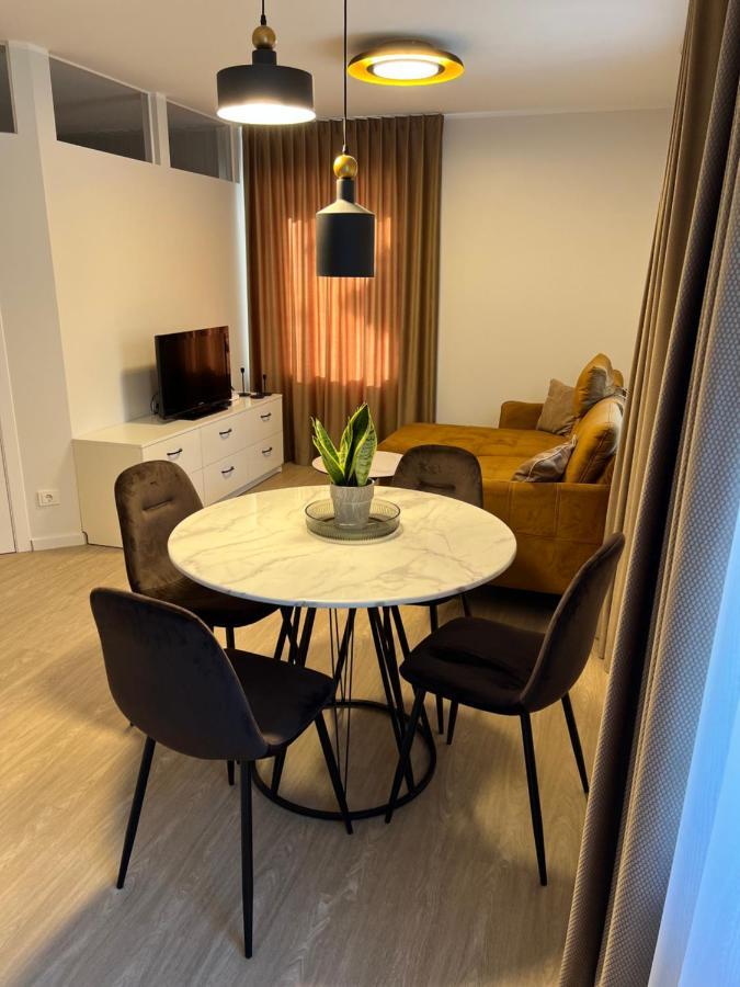 Bell Tower Apartment Plunge Dış mekan fotoğraf