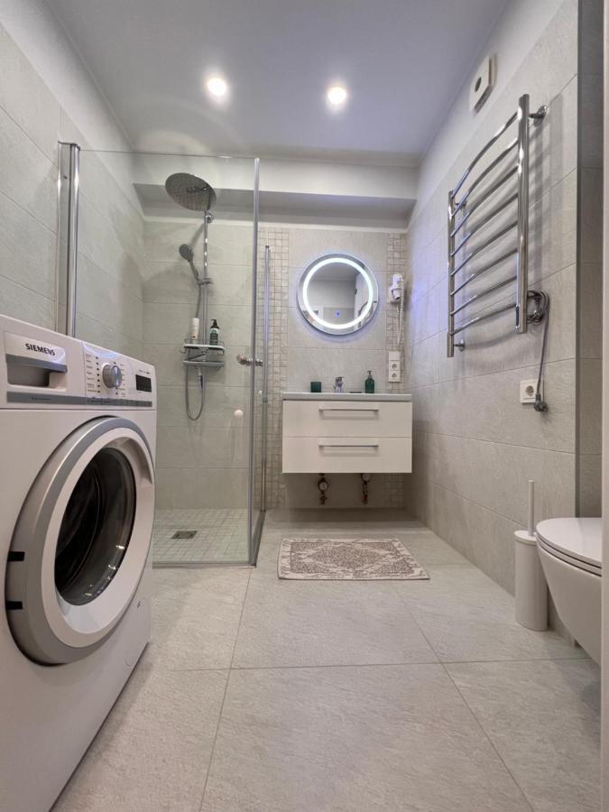 Bell Tower Apartment Plunge Dış mekan fotoğraf